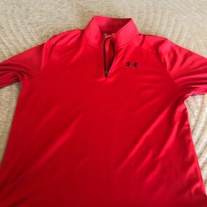Men’s Under Armour pullover.